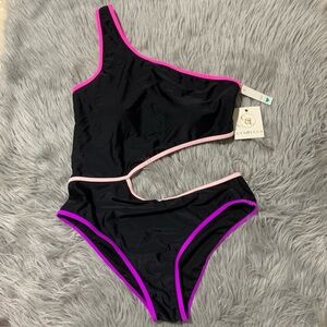 Cyn & Luca One-Shoulder Side-Cutout Swimsuit pink purple black new with tags